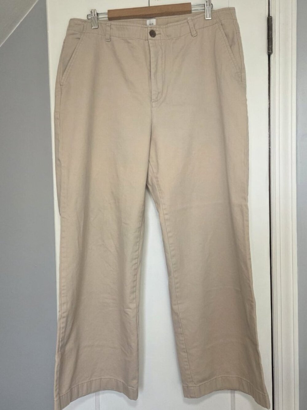 Womens  16 GAP Beige Jeans